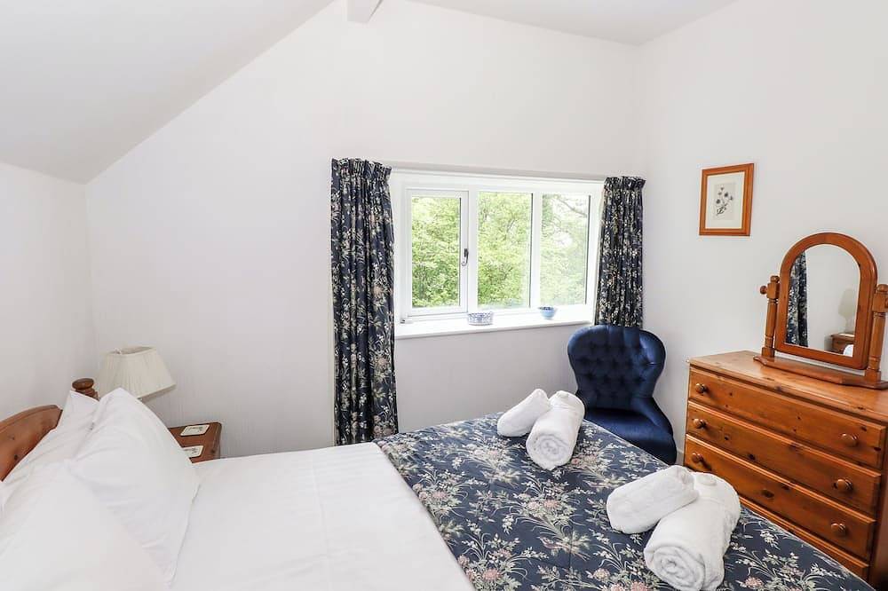 Silverthwaite Cottage, family friendly, with open fire in Elterwater in Skelwith Bridge, Lake District