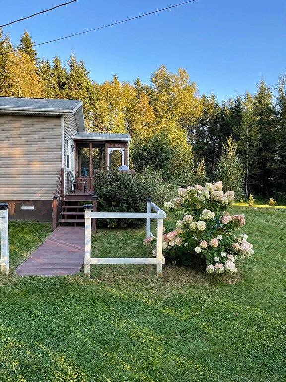 Cottage for 4 people, with terrace and garden in Prince Edward Island