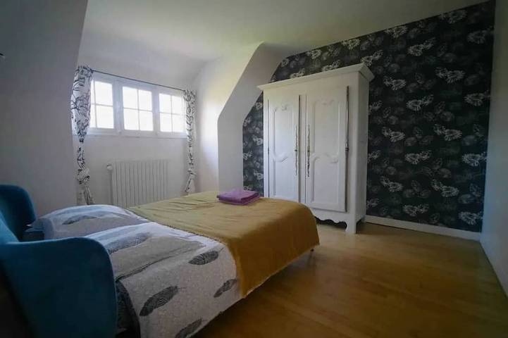 Location de vacances pour 14 personnes, avec jardin à Saint-Hernin - 3