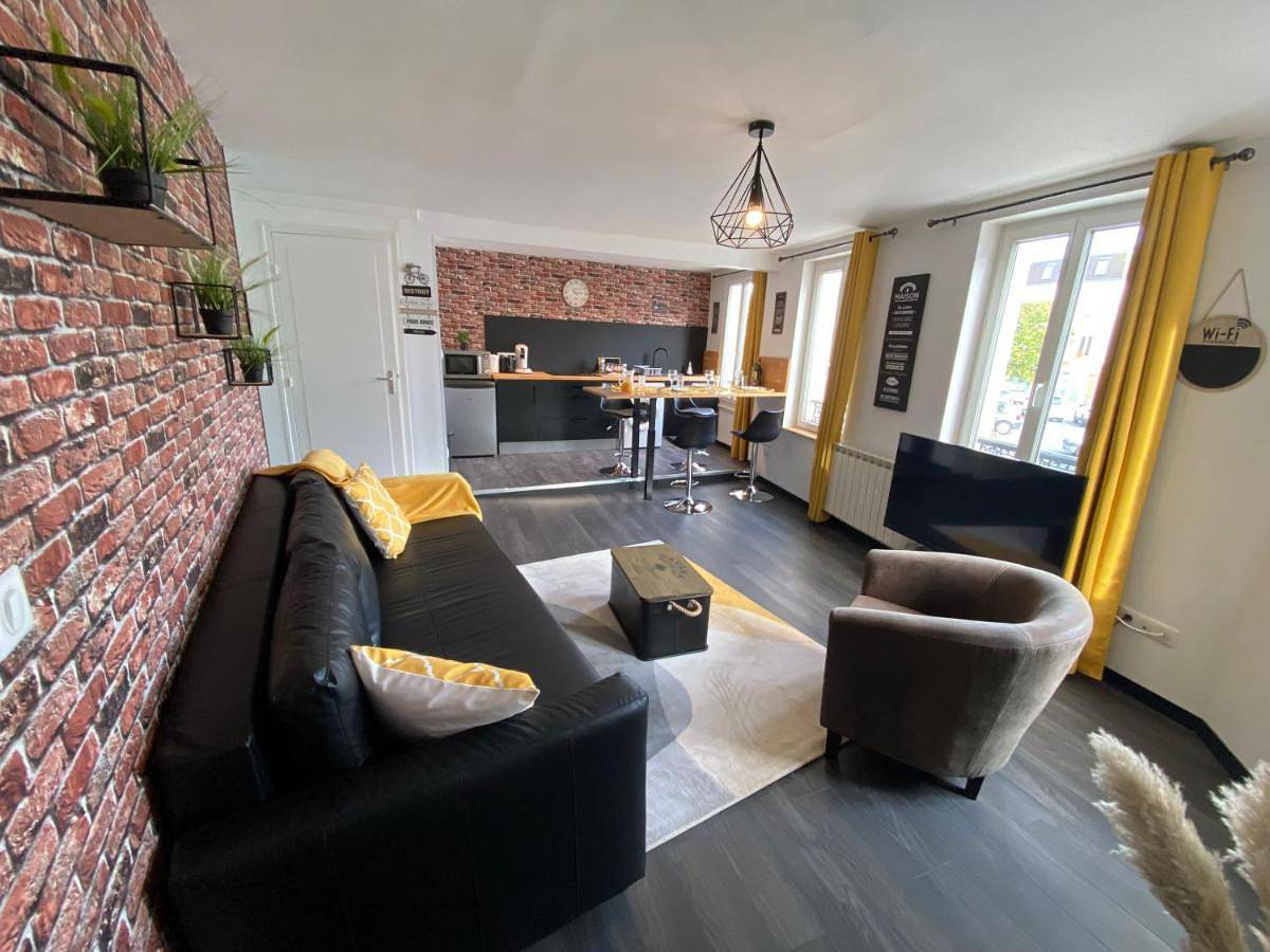 Appartement entier, One-Bedroom Apartment in Saint-Philibert-de-la-Lézarde, Région du Havre