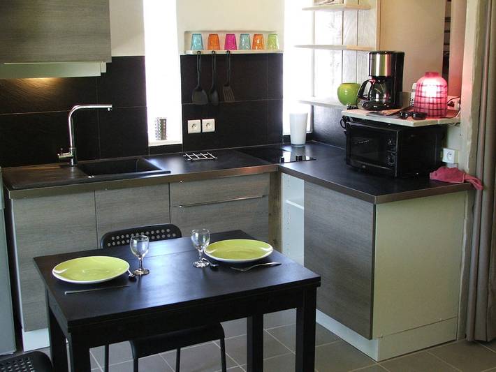 Gîte pour 5 personnes, avec jardin ainsi que terrasse et piscine, animaux acceptés à Portiragnes - 4