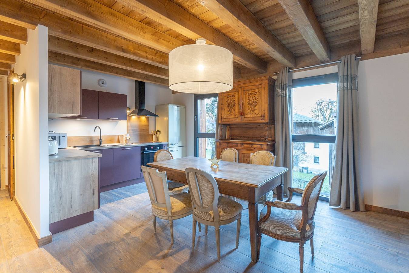 Geheel appartement, Appartement 'Morillon - Nieuw - 2 min van de pistes' met bergzicht en privéterras in Station de Morillon, Grand Massif