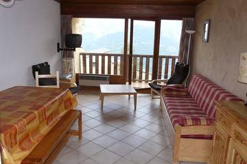 Gîte pour 9 personnes dans Office De Tourisme D Auris En Oisans