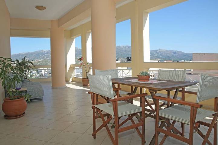 Ferienhaus für 4 Personen, mit Balkon in Sitia