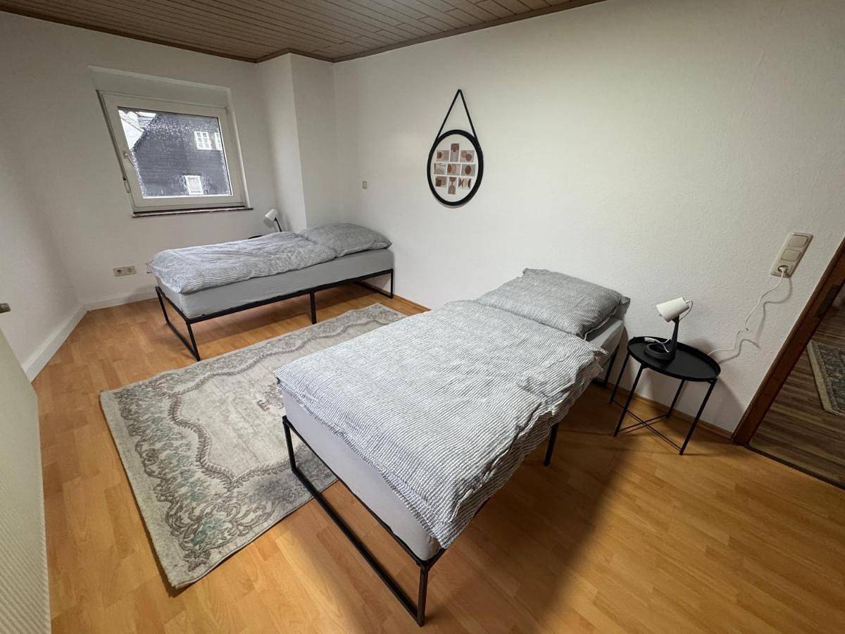Ganze Ferienwohnung, Schelder Gästezimmer in Dillenburg, Naturpark Lahn-Dill-Bergland