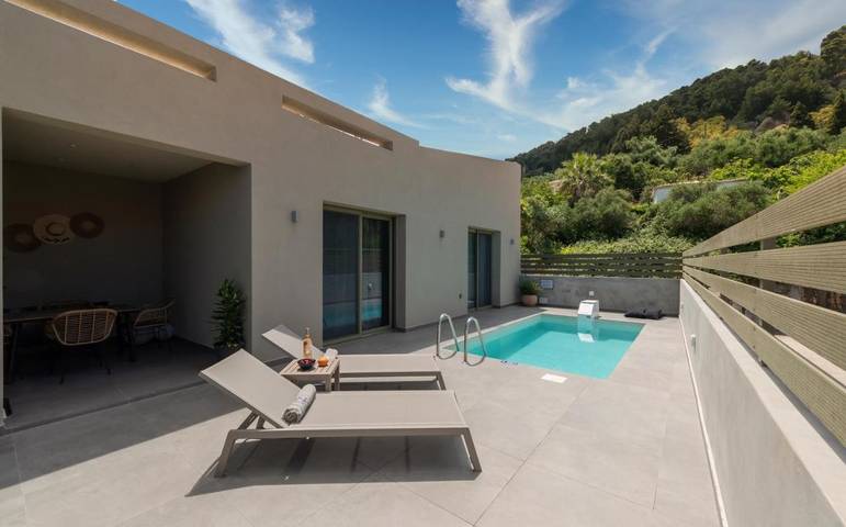Ferienhaus für 5 Personen, mit Balkon und Ausblick sowie Pool in Zakynthos Stadt - 2