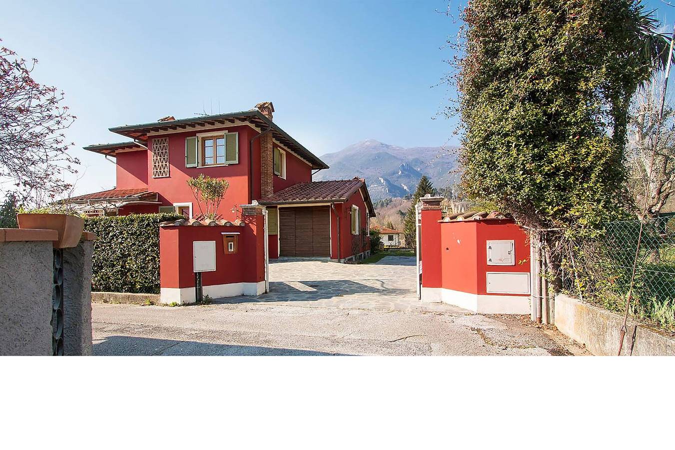 Villa Camaiore in Camaiore, Costa de la Maremma