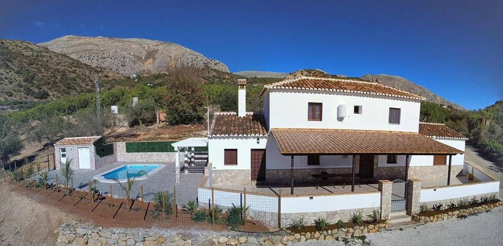 Casa de vacaciones para 12 personas, con piscina y jardín - 1