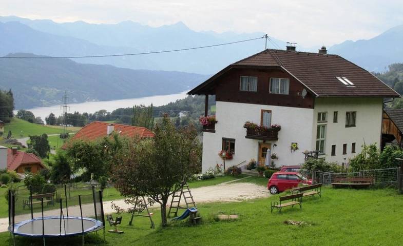 Ferienwohnung für 6 Personen, mit Garten und Ausblick sowie Balkon und Seeblick, kinderfreundlich am Millstätter See - 2