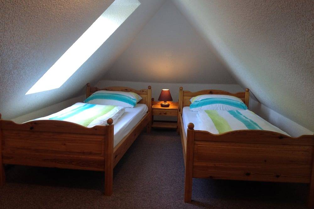 Ganze Wohnung, Villa an der Au -Ferienwohnung-Nebelhorn in Westfehmarn, Fehmarn