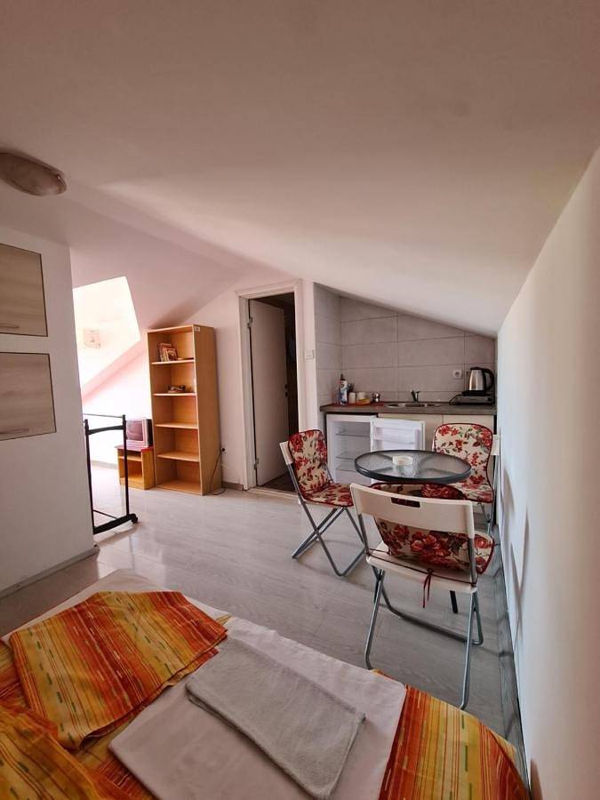 Hibiscus Guest House in Budva, Opština Budva