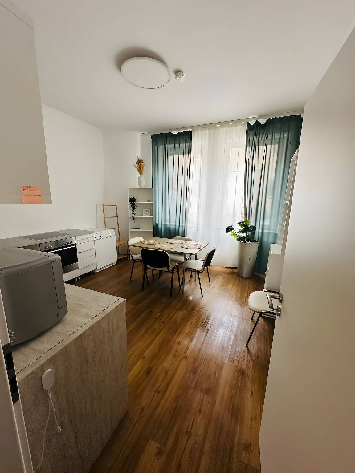Ganze Wohnung, Apartment „City mit privatem Parkplatz“ mit Wlan in Nürnberg, Franken