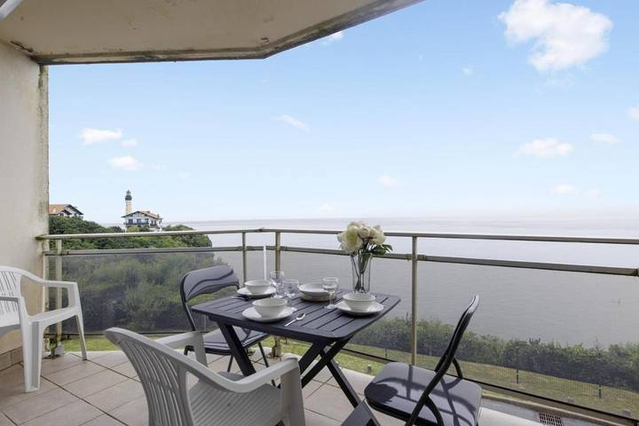 Gîte pour 4 personnes, avec balcon, animaux acceptés dans Le Phare (Biarritz) - 3