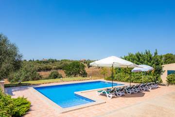 Can Colau in Santa Margalida, Mallorca Norden für 8 