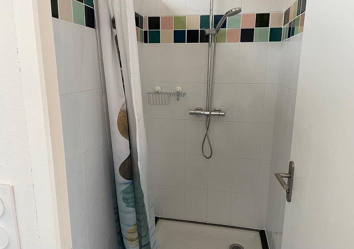 Gîte pour 2 personnes, avec vue et jardin à Langoëlan - 2