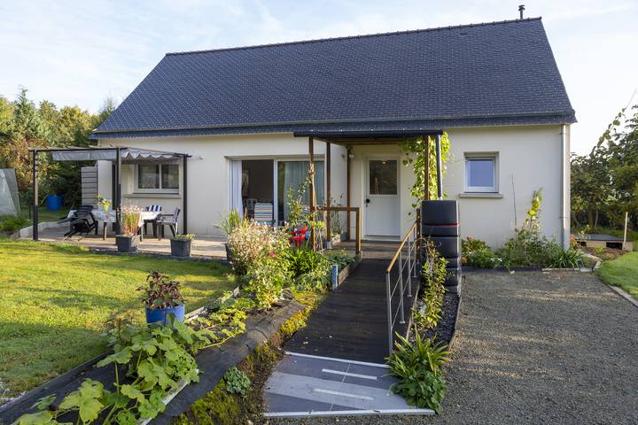 Location de vacances pour 4 personnes, avec jardin à Saint-Yvi
