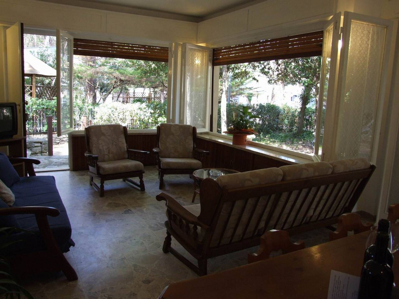 Appartamento intero, 'Azalea' mit Terrasse in Marina di Castagneto Carducci, Costa degli Etruschi