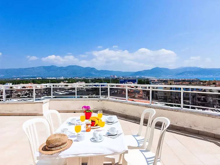Appartement entier, 2 Pièces 3 Personnes in Empuriabrava, Haut-Ampurdan