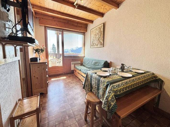 Location de vacances pour 5 personnes, avec balcon, adapté aux familles à Crest-Voland