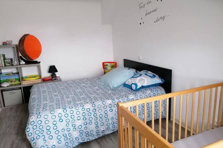 Location de vacances pour 8 personnes, avec terrasse à Pierre-de-Bresse - 2