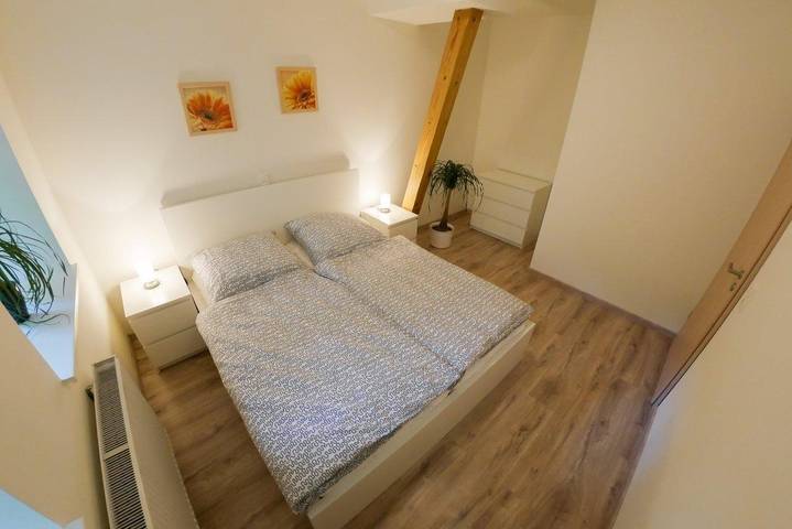 Ferienwohnung für 6 Personen, mit Balkon und Garten sowie Seeblick in Bispingen - 2