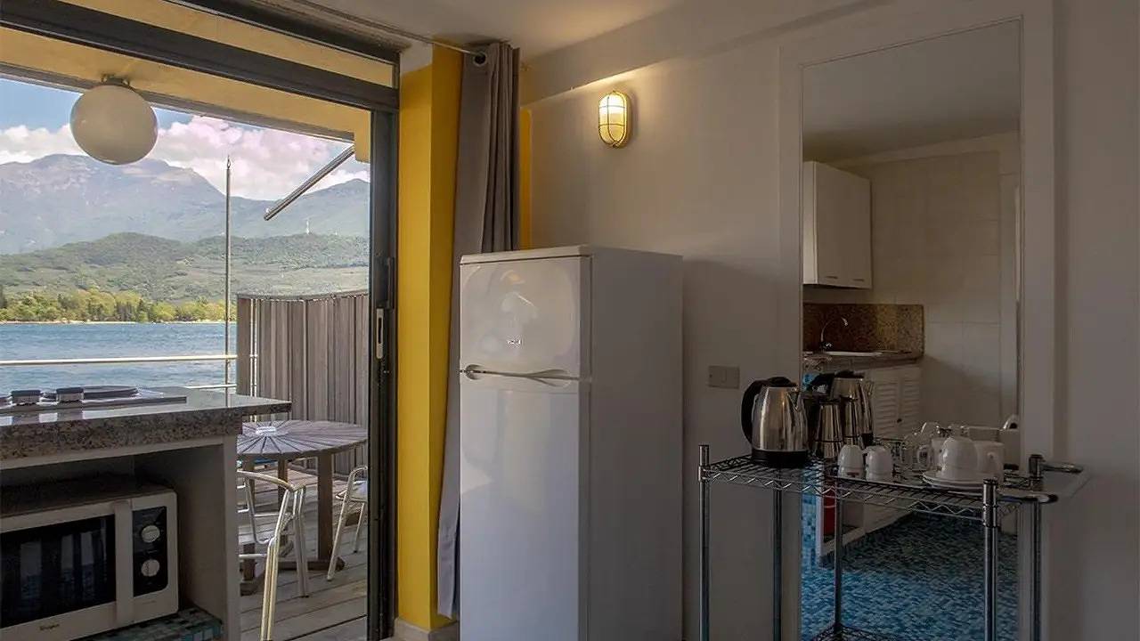 Geheel vakantieappartement, Vakantieappartement voor 2 personen met terras in Riva del Garda, Garda Bergen