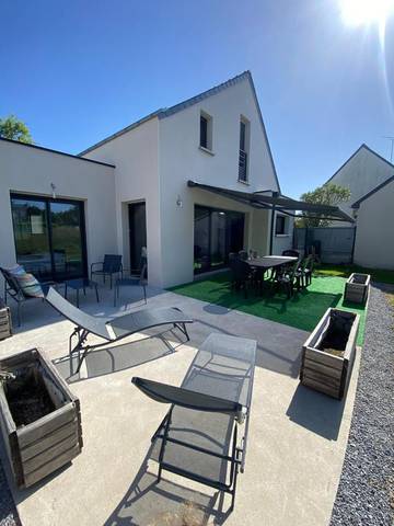Gîte pour 8 personnes, avec jardin dans Lerat