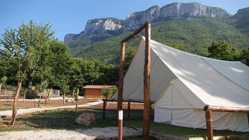 Camping für 2 Personen, mit Terrasse und Garten sowie Ausblick in Cilento - 4