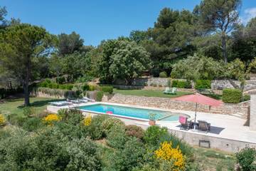 Villa pour 10 Personnes dans Murs, Parc naturel régional du Luberon, Photo 2
