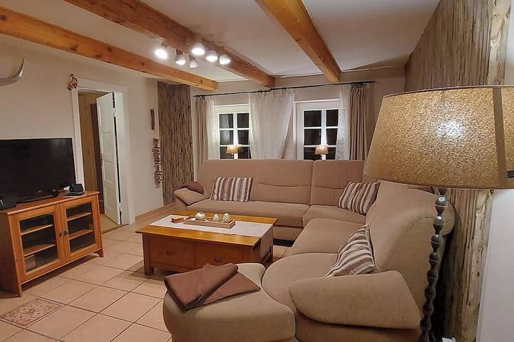 Casa de vacaciones para 6 personas, con terraza y jardín - 1