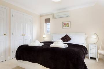 Holiday Rental for 11 People in Chipping Campden, The Cotswolds, Photo 1