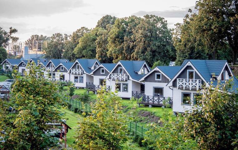 Domek letniskowy dla 6 osób, z Balkon i Jacuzzi oraz Taras i Ogród w Malbork