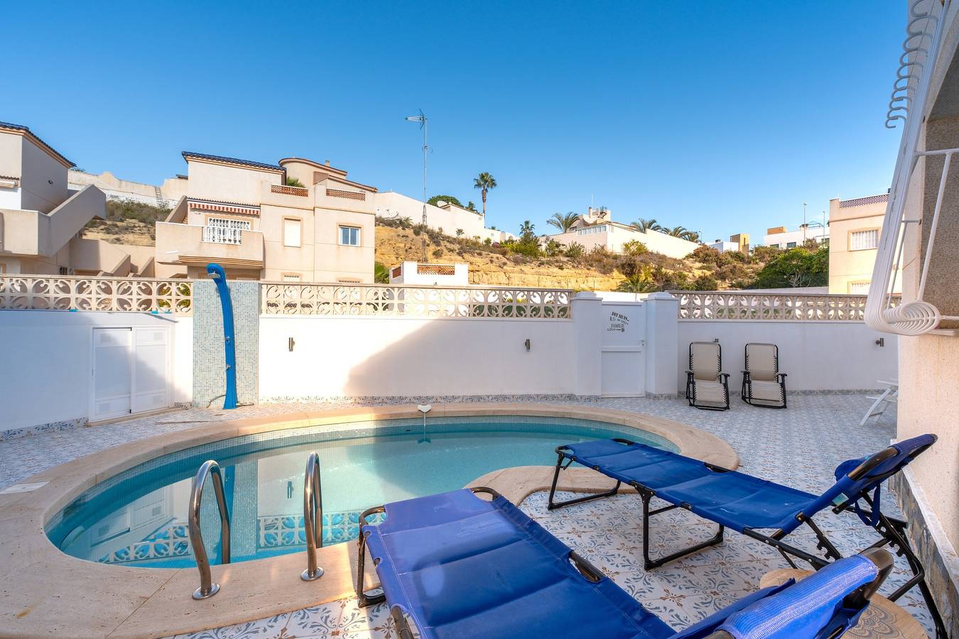 Casa de vacaciones «La Casa De La Felicidad» con piscina privada, Wi-Fi y aire acondicionado in La Marquesa Golf, Rojales