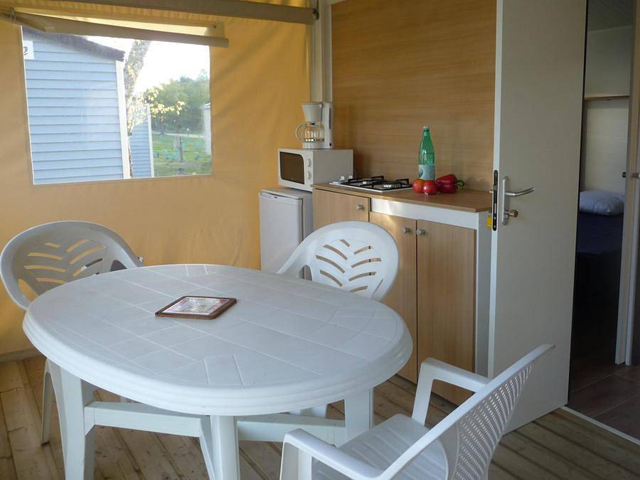 Camping Landes Bleues - Mobilhome 4 personas - Tithome (sin baño) in Aureilhan, Côte d’Argent