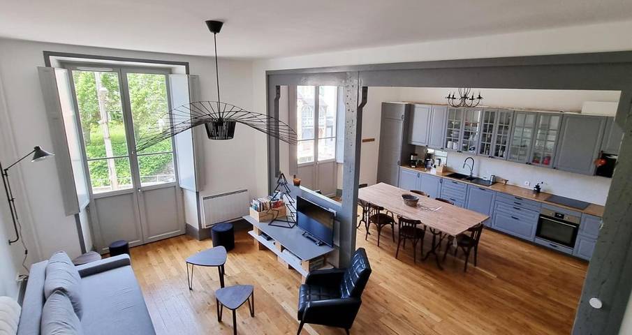 Appartement de vacances pour 10 personnes, avec vue et jardin à Ax-les-Thermes