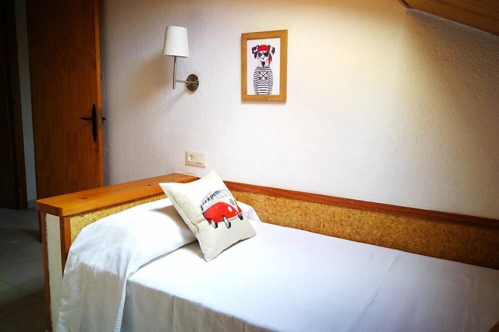 Appartement entier, Appartement 3 ch. Cheminée, Vues, Animaux Ok et Lave-vaisselle in Bellver de Cerdanya, Pyrénées catalanes