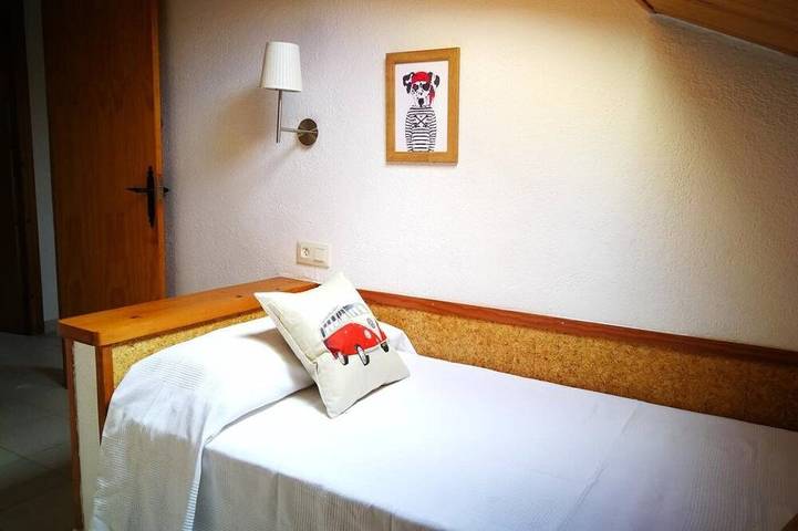 Ganze Wohnung, Bellver VII - Drei Schlafzimmer Wohnung, Schläft 5 in Bellver de Cerdanya, Katalanische Pyrenäen