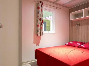 Chalet pour 4 Personnes dans Saint-Martin-Lars-en-Sainte-Hermine, Fontenay-le-Comte, Photo 4
