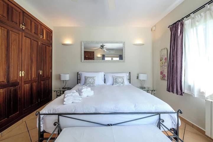 Ferienhaus für 8 Personen, mit Garten in Portals Nous - 4