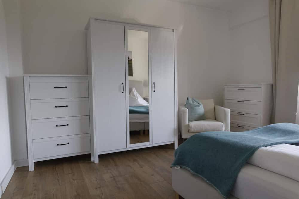 Ganze Wohnung, Ground floor apartment Highspeed W-Lan, 5 persons, terrace/garden for single use in Schobergruppe, Dölsach