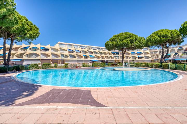 Location de vacances pour 4 personnes, avec Balcon et Bassin pour enfant au Le Grau-du-Roi
