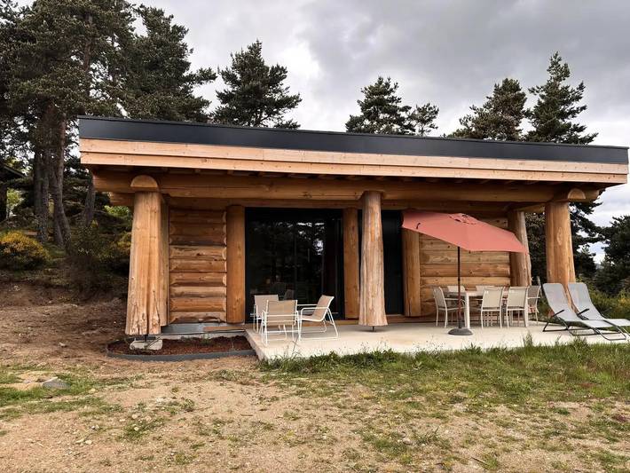 Gîte pour 6 personnes, avec jardin et piscine dans Lac de Naussac - 2