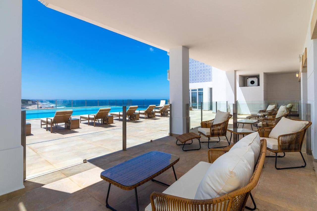 Apartamento inteiro, One-Bedroom Apartment in Praia da Areia Branca, Lourinhã