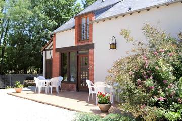 Chambre d’hôte pour 2 personnes, avec jardin à Henrichemont