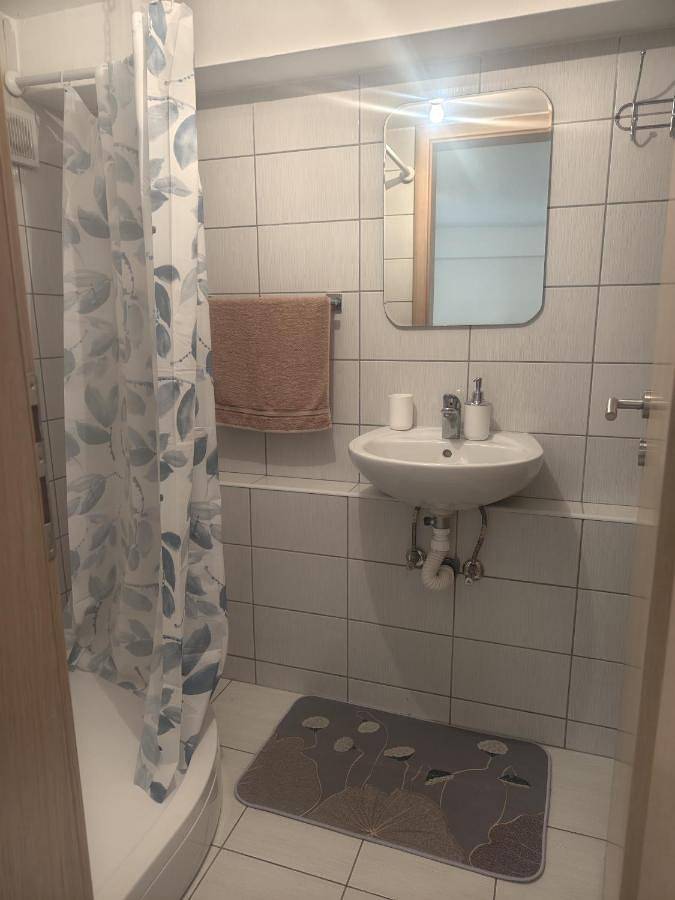 Maison d’hôte pour 2 personnes, avec terrasse dans Međugorje - 4