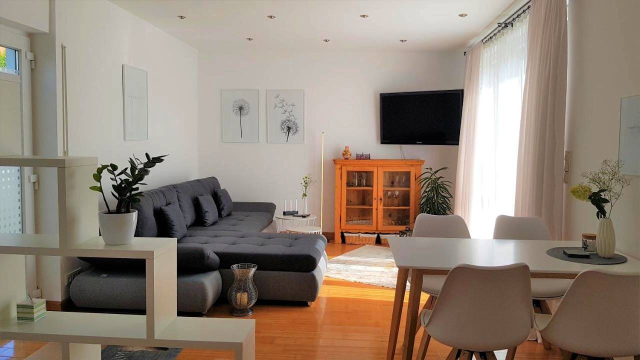 Ganze Wohnung, Apartment Am Paradies - 10 Minuten Fußweg zur Innenstadt in Limburg, Lahn-Taunus