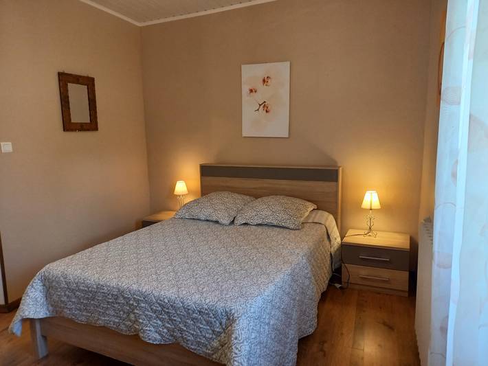 Gîte pour 4 personnes, avec terrasse à Reynès - 2