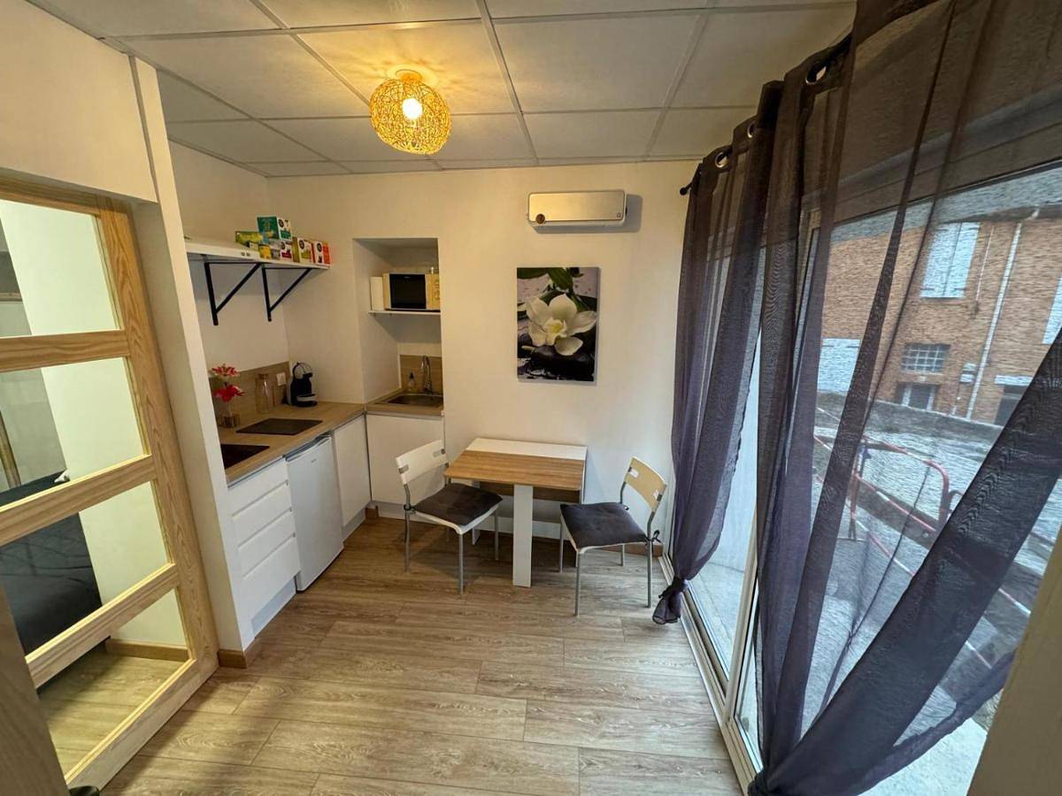 Appartement entier, Studio cosy au cœur de Montady in Montady, Côte méditerranéenne (France)