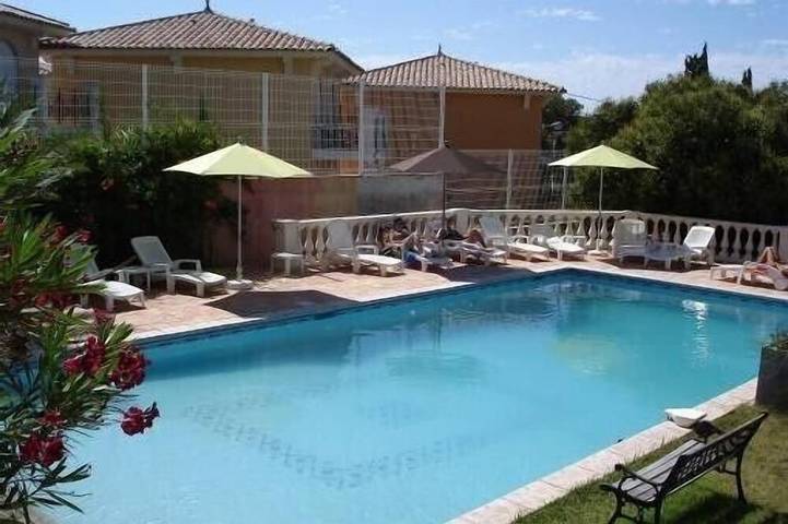Appartement de vacances pour 5 personnes, avec terrasse et jardin