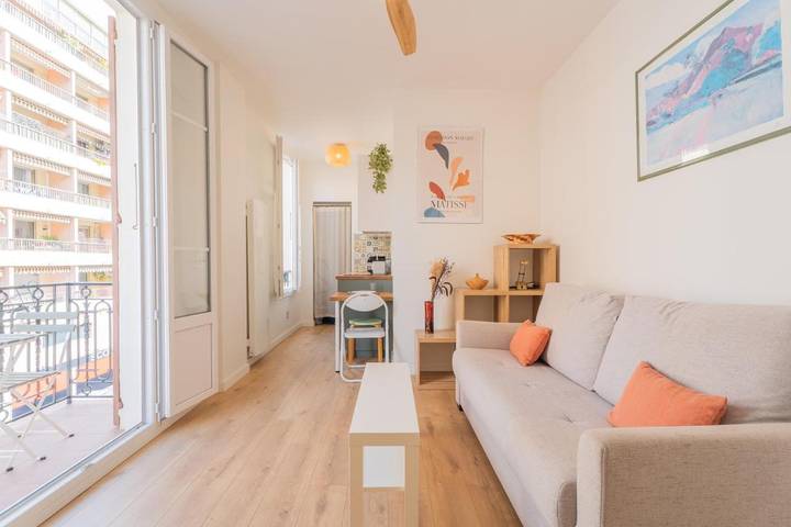 Gîte pour 2 personnes, avec balcon, animaux acceptés dans Gare De Nice Riquier - 2